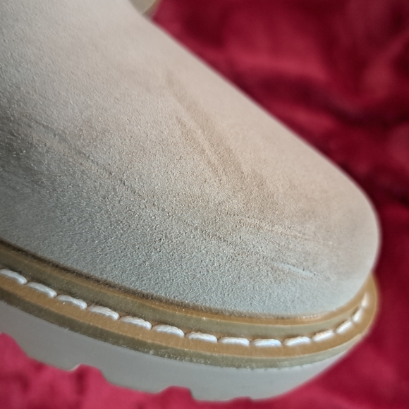 Nicole Miller Pocas Womens Size 10 Beige Tan Suede Ankle Booties - Picture 9 of 9